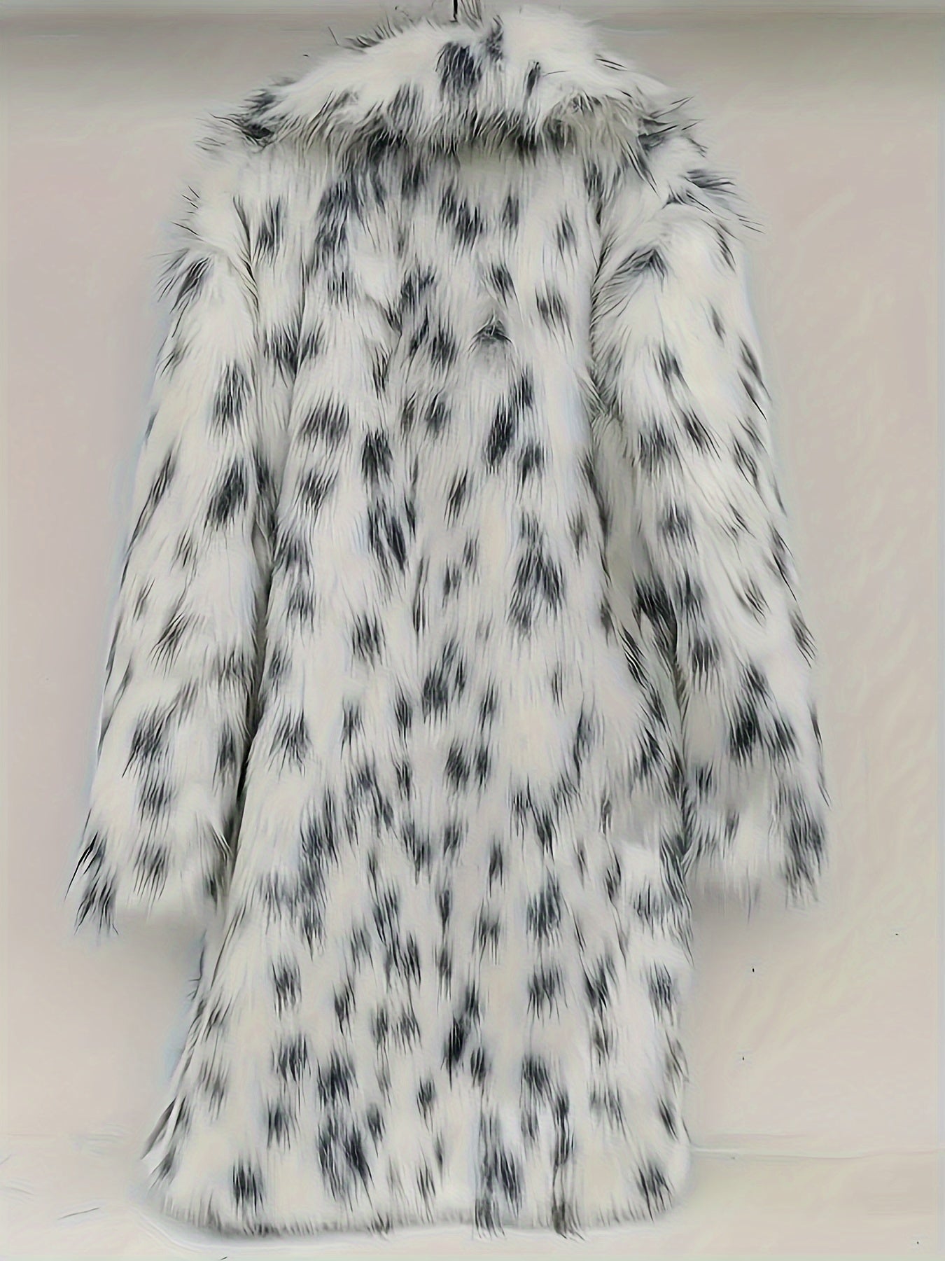 Luxurious Leopard Print Faux Fur Coat -