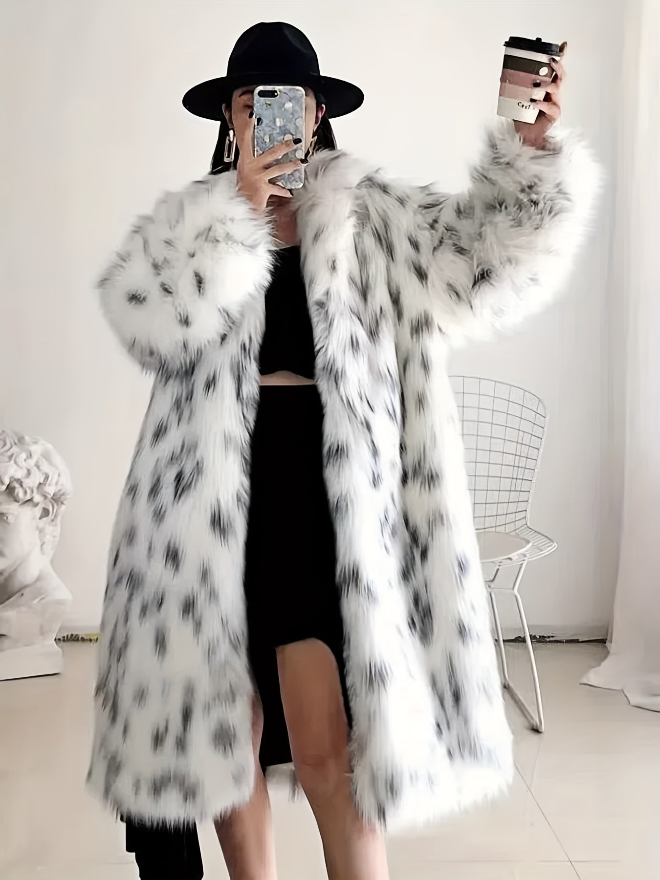 Luxurious Leopard Print Faux Fur Coat -